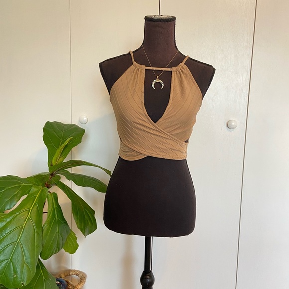 Super Cute High Neck Wrap Tank Top - Picture 9 of 11